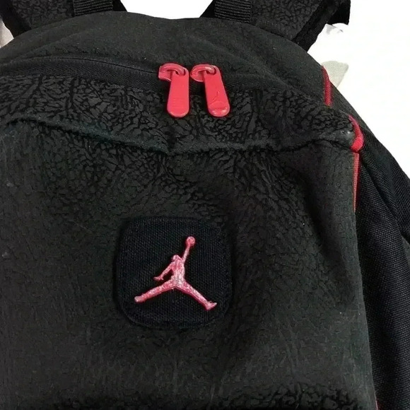 Nike Air Jordan Jumpman Elephant Print Backpack Black Gray Red Laptop Storage - Picture 2 of 9